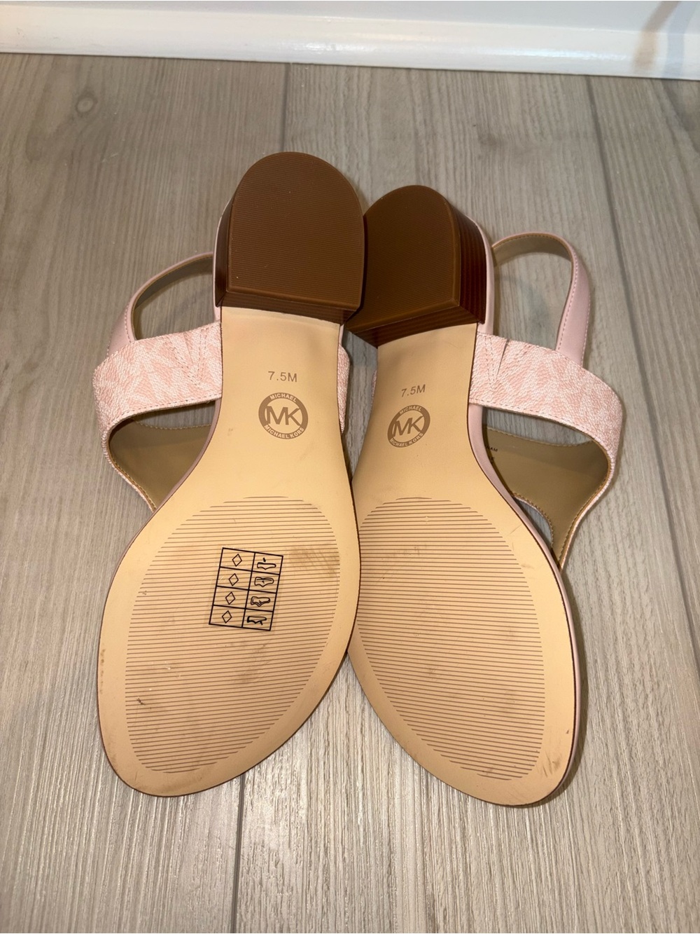 Michael Kors Blush Pink MK Logo T-Strap Sandals with Gold Hardware - Picture 4 of 4